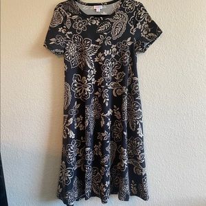 LuLaRoe simply comfortable dress with pockets
